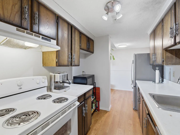1605-320 Royal Avenue, New Westminster, BC, V3L 5C6 - 25