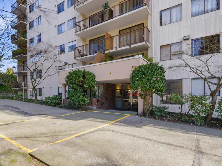 1605-320 Royal Avenue, New Westminster, BC, V3L 5C6 - 36