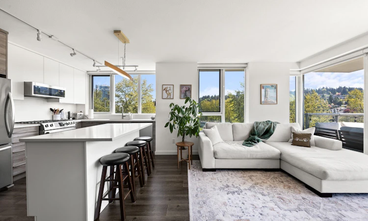 1101-651 Nootka Way