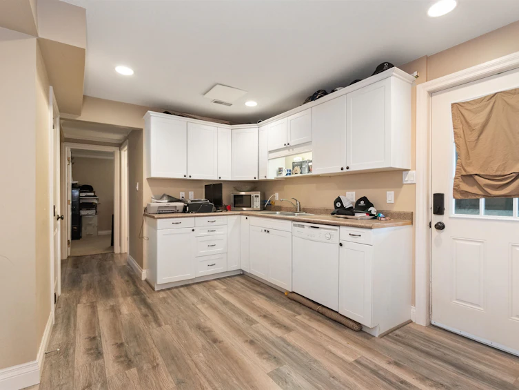 33191 Edgewood Avenue, Abbotsford, BC, V2S 8B4 - 34