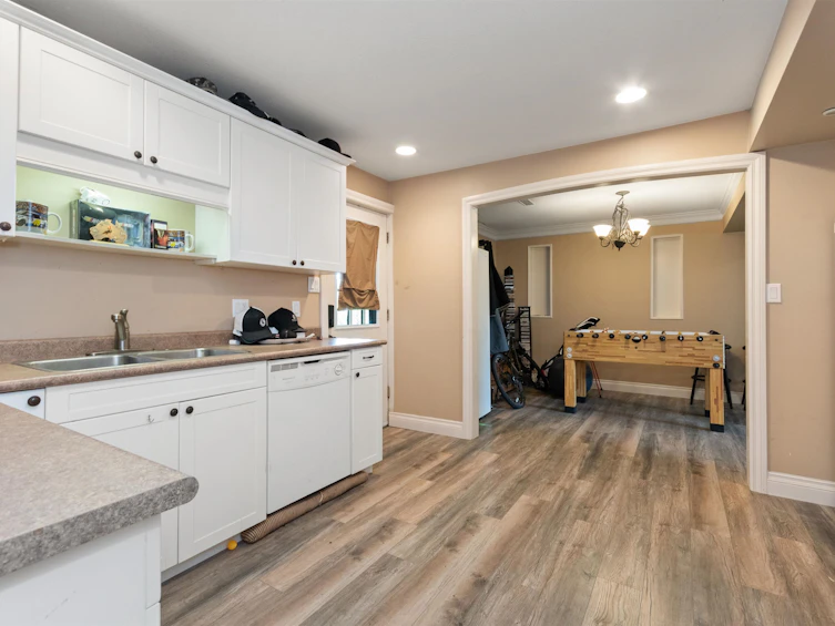 33191 Edgewood Avenue, Abbotsford, BC, V2S 8B4 - 33