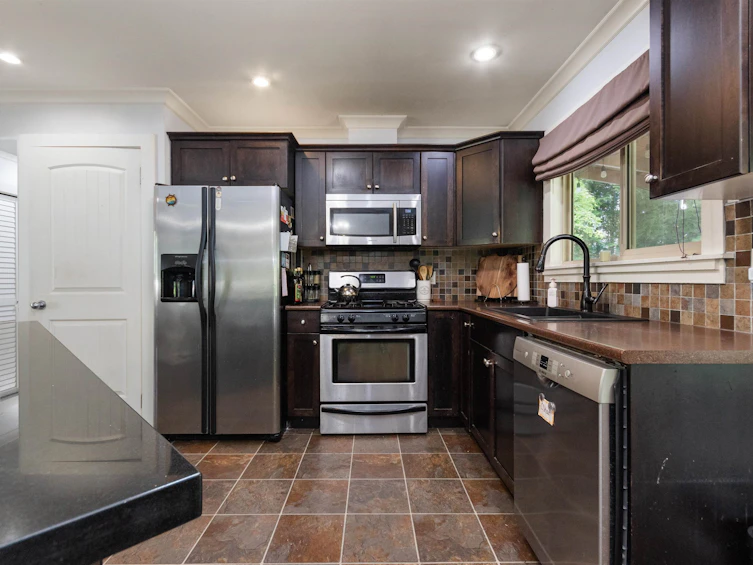 33191 Edgewood Avenue, Abbotsford, BC, V2S 8B4 - 16