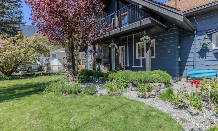 1387 Judd Road