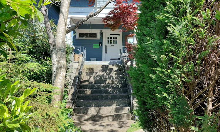 1951 Napier Street