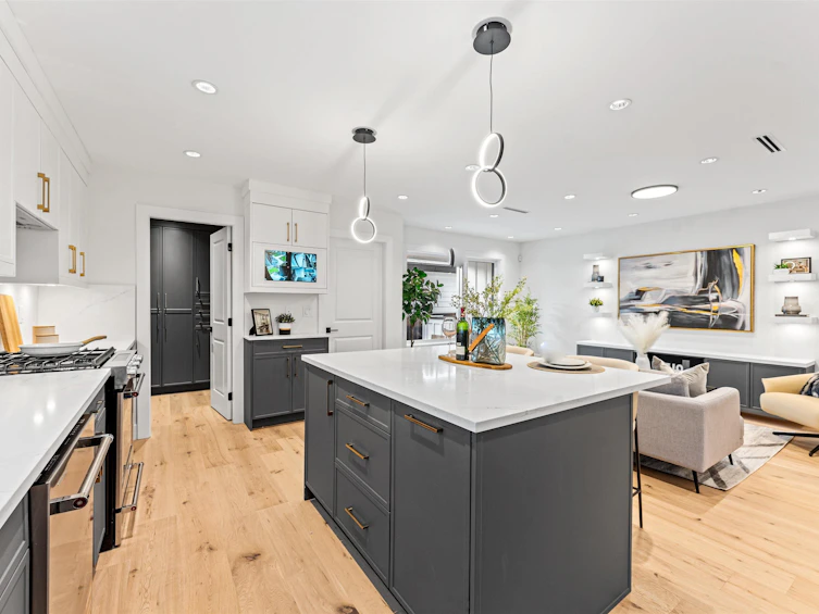 4917 Venables Street, Burnaby, BC, V5B 1X8 - 13