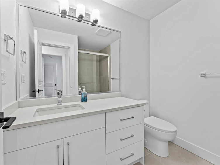 4917 Venables Street, Burnaby, BC, V5B 1X8 - 29