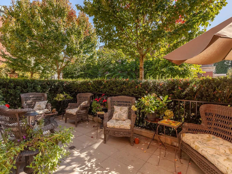 1527 Atlas Lane, Vancouver, BC, V3S 0J3 - 9