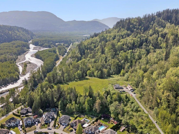 4495 Hirschman Road, Chilliwack, BC, V2R 4R9 - 32