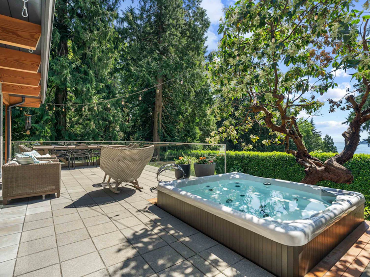6184 Eastmont Drive, West Vancouver, BC, V7W 1X3 - 33