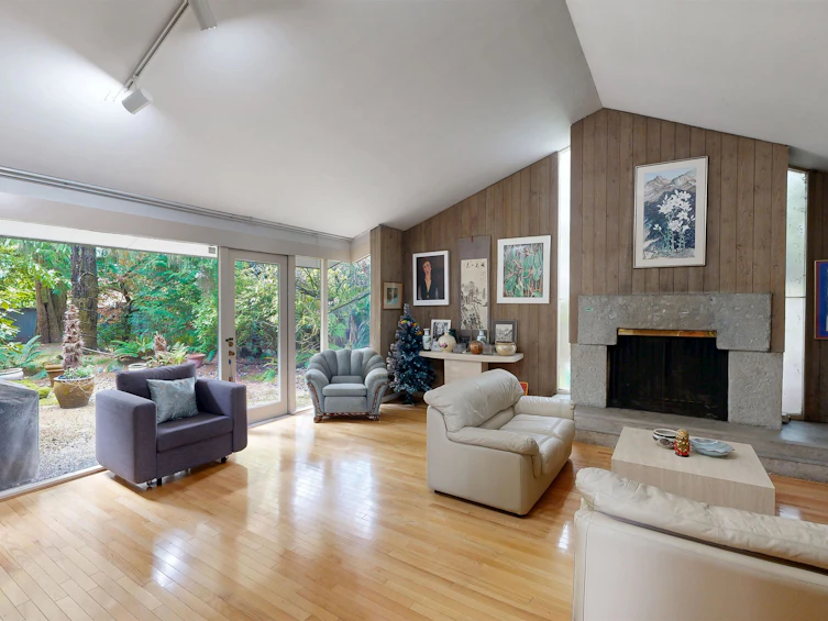 792 W 54th Avenue, Vancouver, BC, V6P 1M5