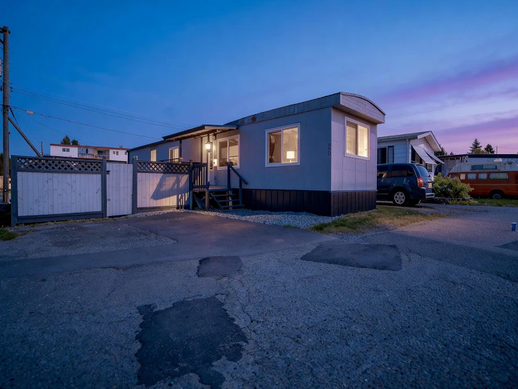 25-26892 Fraser Highway, Langley, BC, V4W 3V3