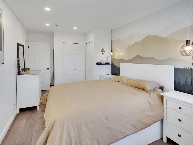 207-3280 W Broadway, Vancouver, BC, V6K 2H4 - 19