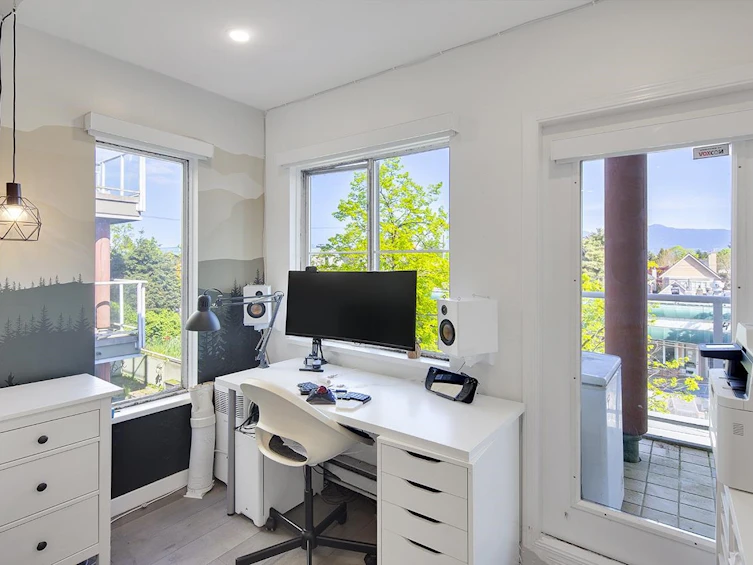 207-3280 W Broadway, Vancouver, BC, V6K 2H4 - 21