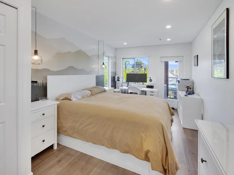 207-3280 W Broadway, Vancouver, BC, V6K 2H4 - 18