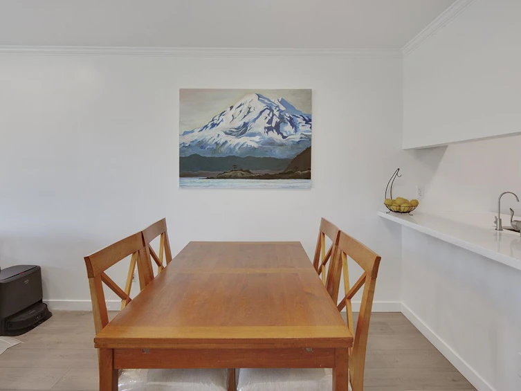 207-3280 W Broadway, Vancouver, BC, V6K 2H4 - 12