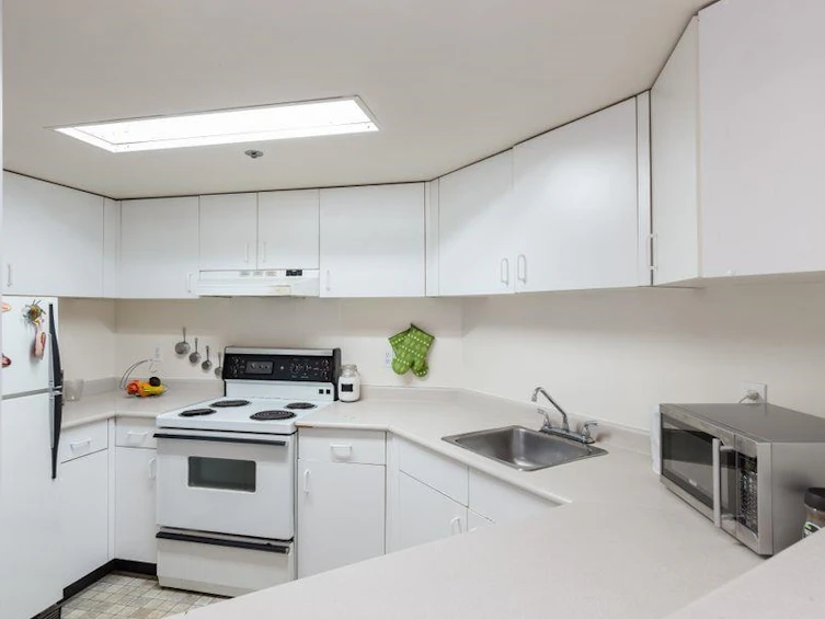 402-789 Drake Street, Vancouver, BC, V6Z 2N7 - 11