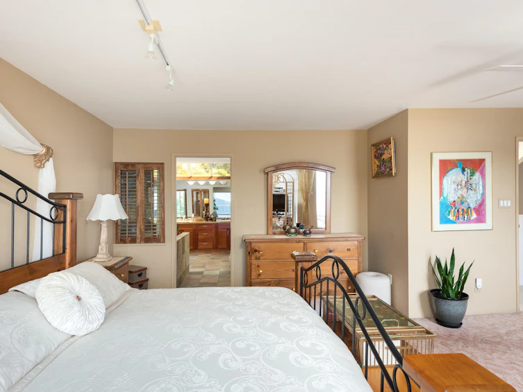 4729 Woodburn Road, West Vancouver, BC, V7S 3A8 - 23