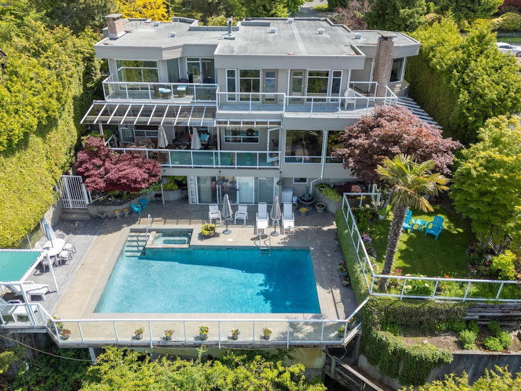 4729 Woodburn Road, West Vancouver, BC, V7S 3A8 - 36