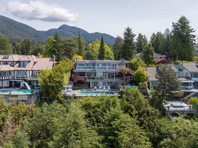 4729 Woodburn Road, West Vancouver, BC, V7S 3A8 - 38