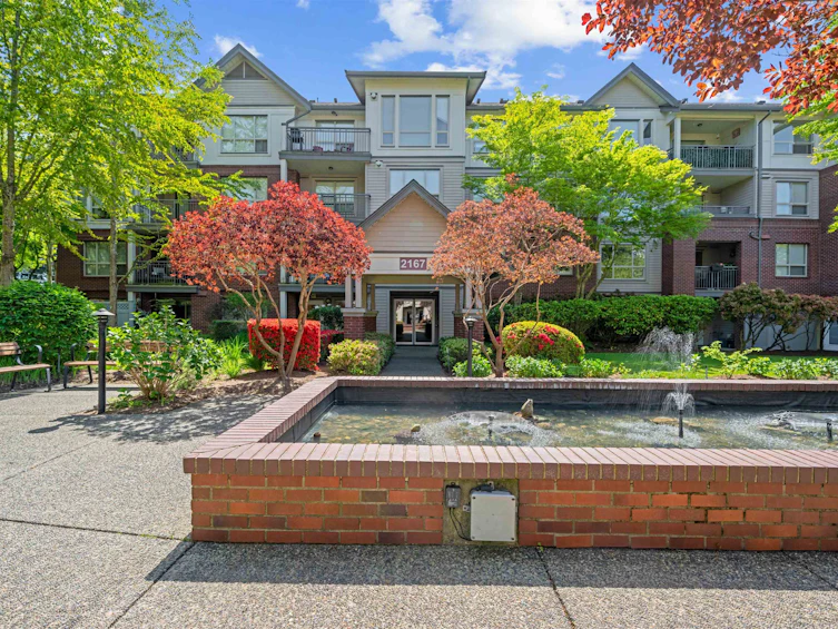 305-2167 152 Street, Surrey, BC, V4A 4P1 - 2