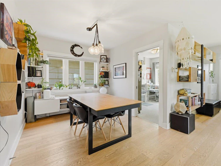 2607 E 5th Avenue, Vancouver, BC, V5M 1N1 - 12