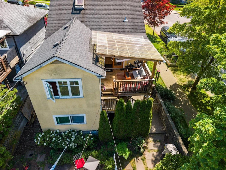 2607 E 5th Avenue, Vancouver, BC, V5M 1N1 - 35