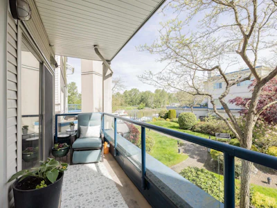 204-4733 W River Road - 2