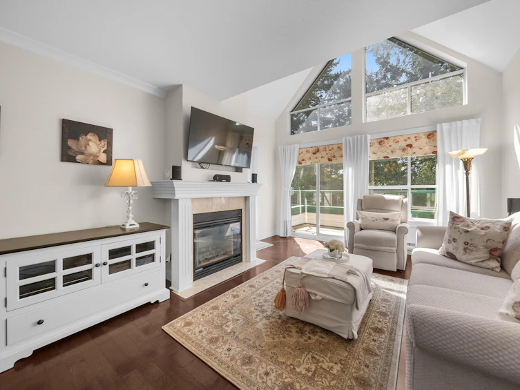 408-33280 E Bourquin Crescent, Abbotsford, BC, V2S 7K2