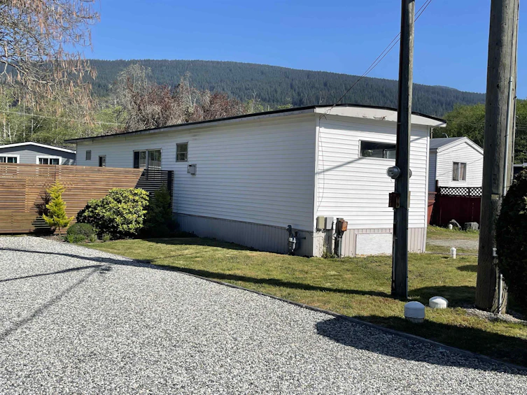 9-1413 Sunshine Coast Highway, Gibsons, BC, V0N 1V5 - 2