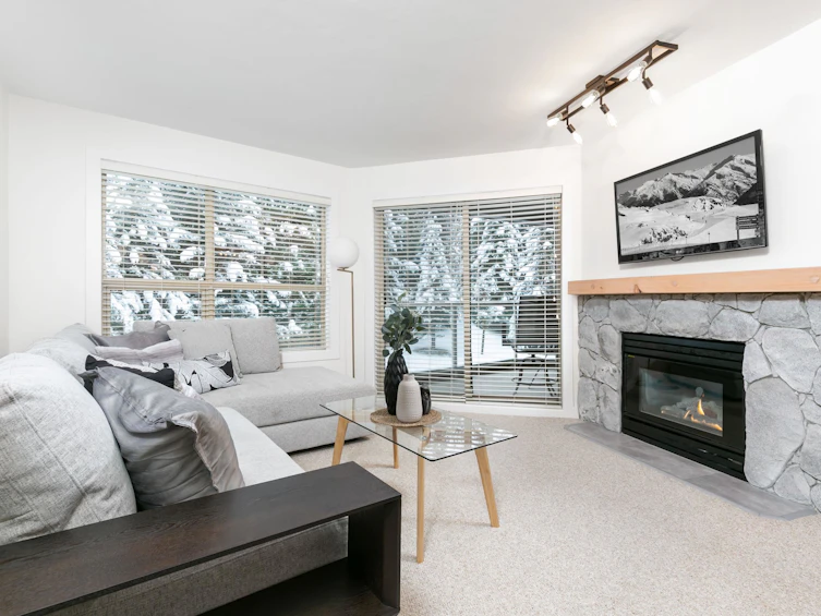 347-4800 Spearhead Drive, Whistler, BC, V8E 1G1 - 2