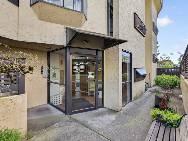 101-8645 Osler Street, Vancouver, BC, V6P 4E6 - 23