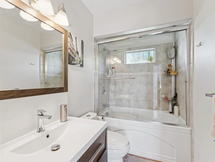 430 W Kings Road, North Vancouver, BC, V7N 2M3 - 13
