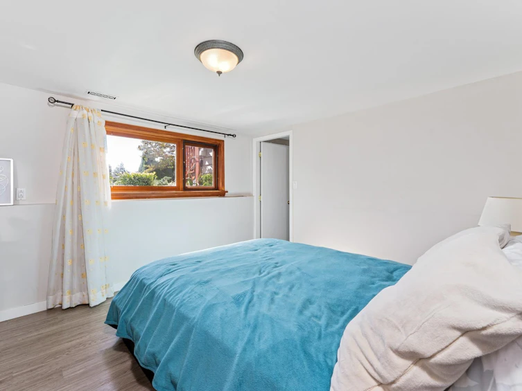 430 W Kings Road, North Vancouver, BC, V7N 2M3 - 20
