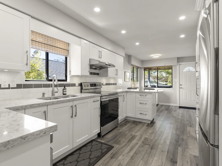 3765 W 30th Avenue, Vancouver, BC, V6S 1W7 - 5