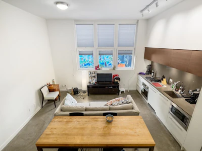 208-150 E Cordova Street - 5
