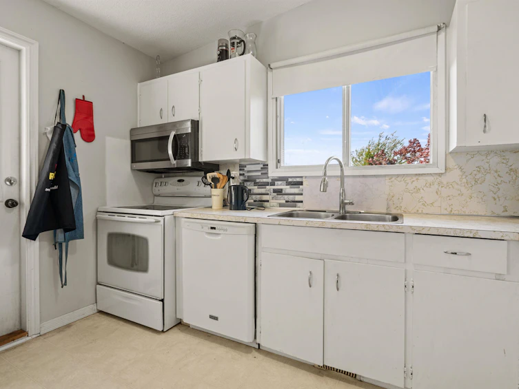 46637 Andrews Avenue, Chilliwack, BC, V2P 2H9 - 9