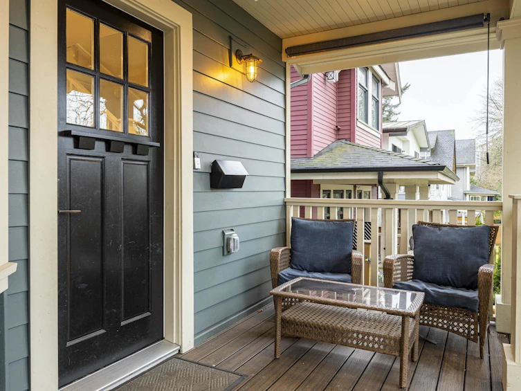554 E 10th Avenue, Vancouver, BC, V5T 2A4 - 4