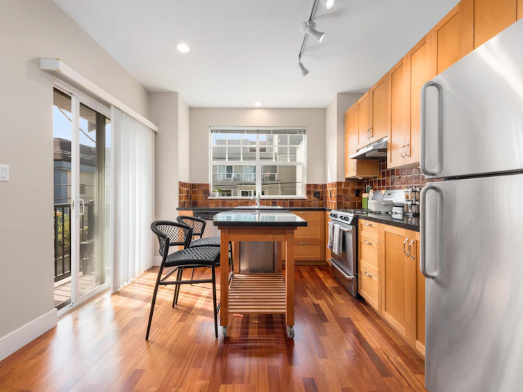888 W 15th Avenue, Vancouver, BC, V5Z 1R7 - 11