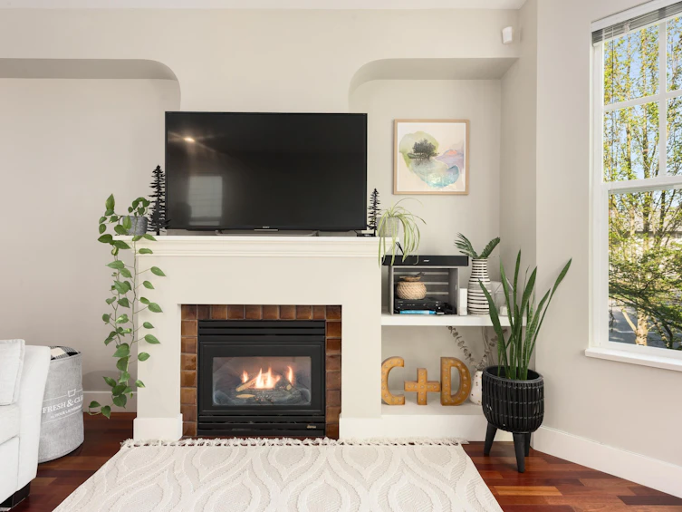 888 W 15th Avenue, Vancouver, BC, V5Z 1R7 - 3