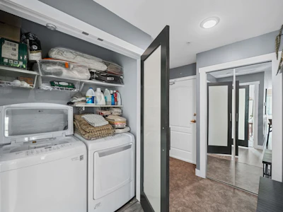 406-22022 49 Avenue - 4