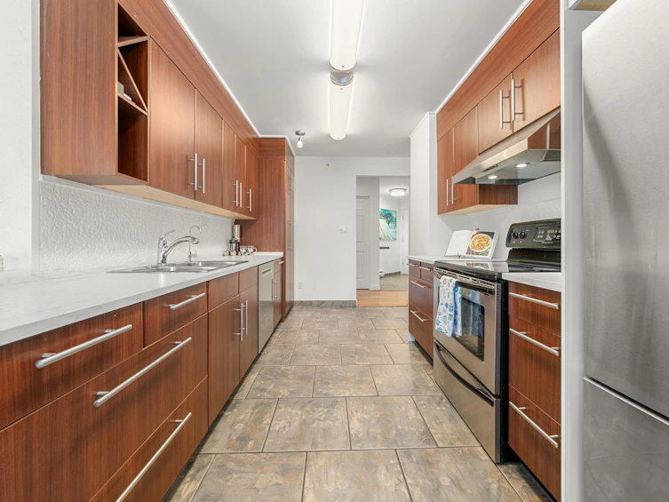 202-1000 Bowron Court, North Vancouver, BC, V7H 2V7 - 11