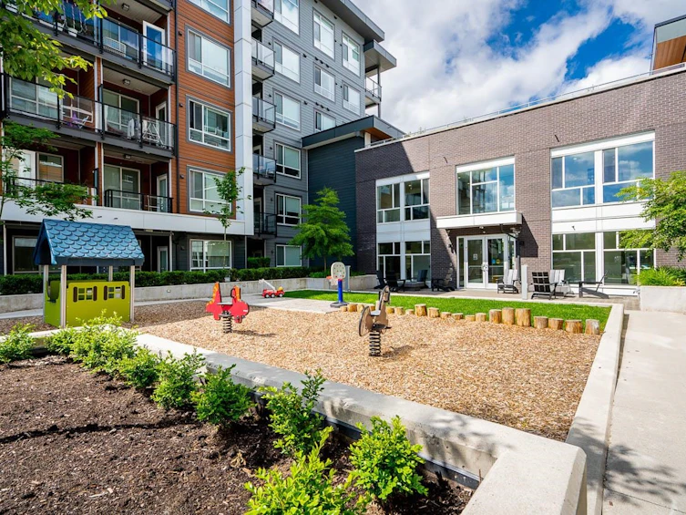 B228-20834 80 Avenue, Langley, BC, V2Y 3M6 - 27