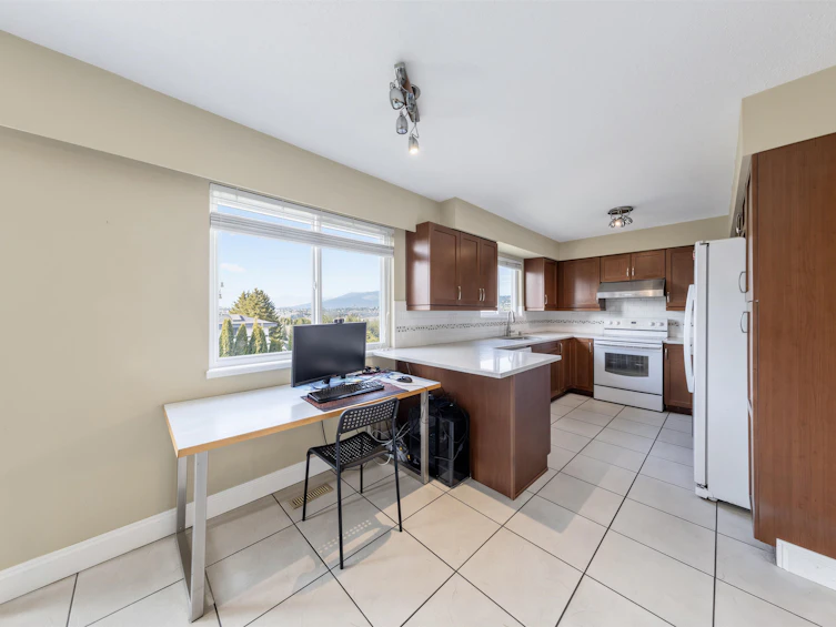7763 Hazelmere Street, Burnaby, BC, V5E 2B3 - 13