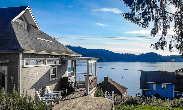 811 Marine Drive