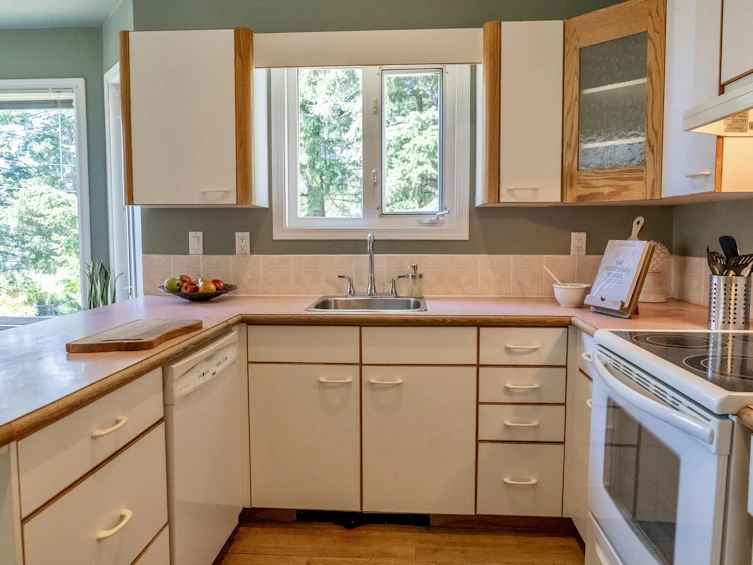 37267 Schooner Way, Pender Island, BC, V0N 2M2 - 17