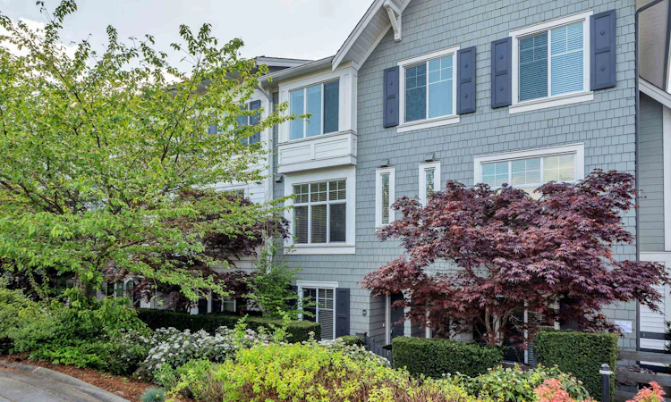 107-15230 Guildford Drive