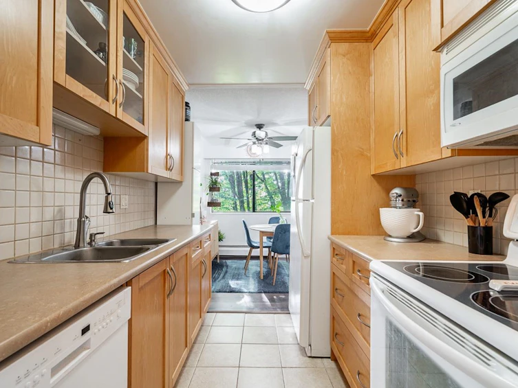 207-1025 Cornwall Street, New Westminster, BC, V3M 1S1 - 10