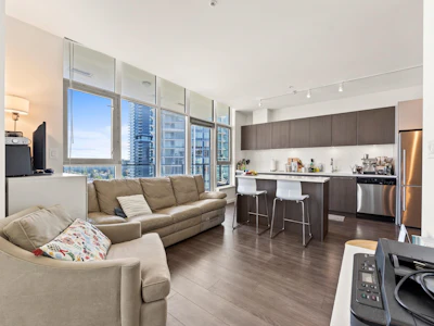 2108-691 North Road - 3
