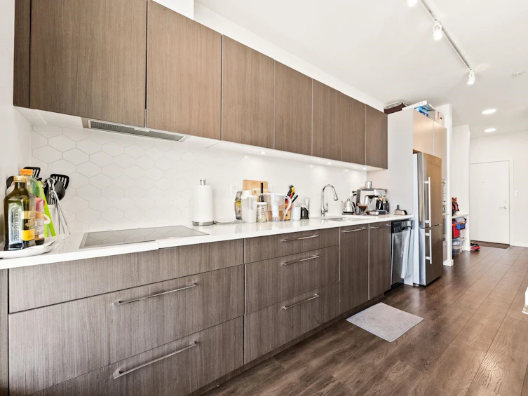2108-691 North Road, Burnaby, BC, V3J 0H9 - 8