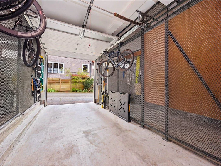 1047 Victoria Drive, Vancouver, BC, V5L 2K9 - 23